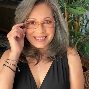 Meet your Posher, Lori